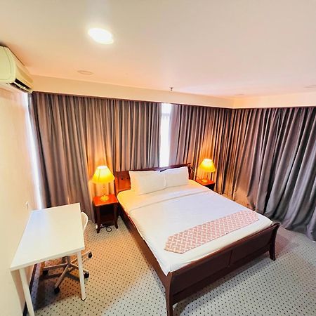 Regal Residences At Berjaya Times Square Kuala Lumpur Esterno foto