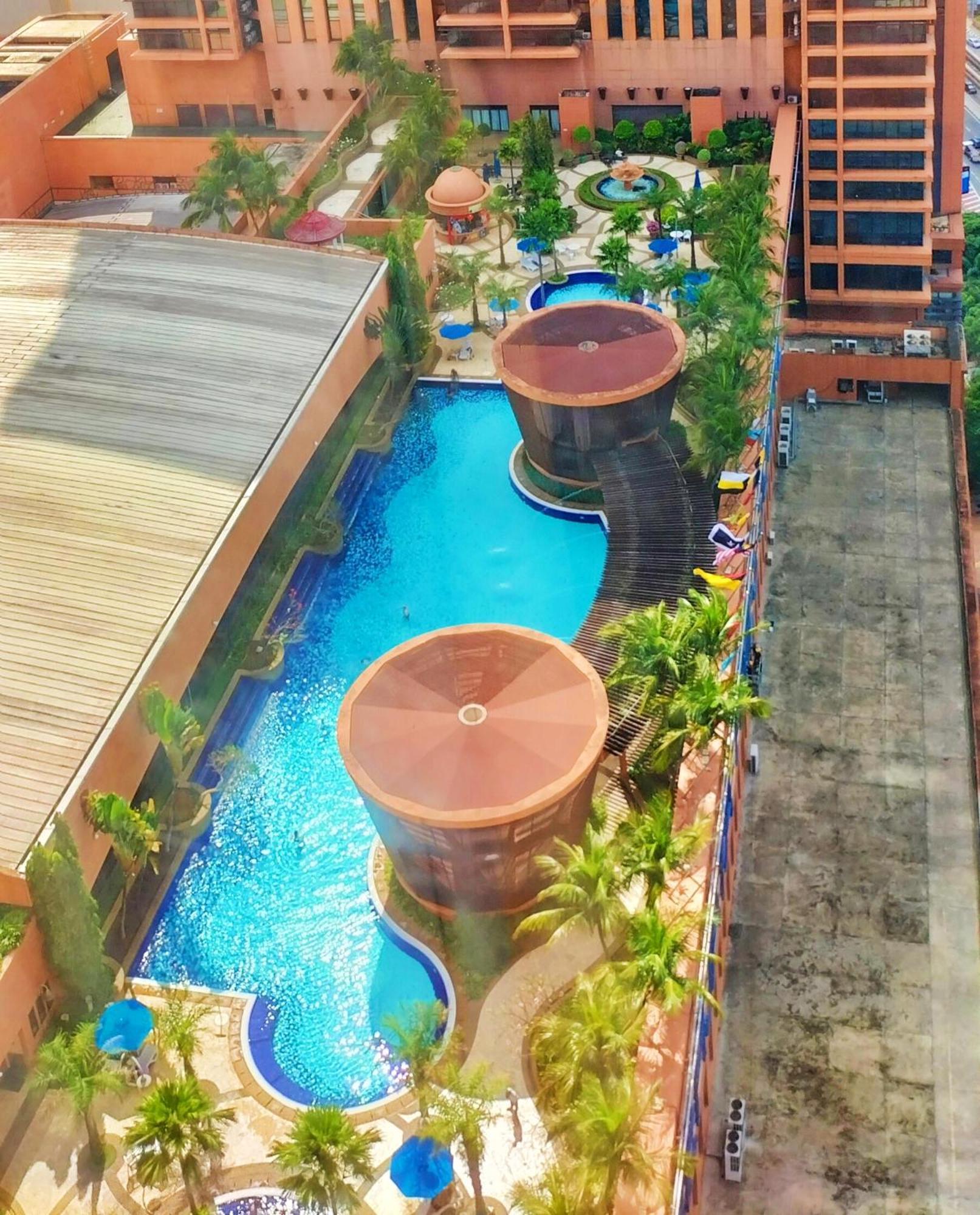 Regal Residences At Berjaya Times Square Kuala Lumpur Esterno foto