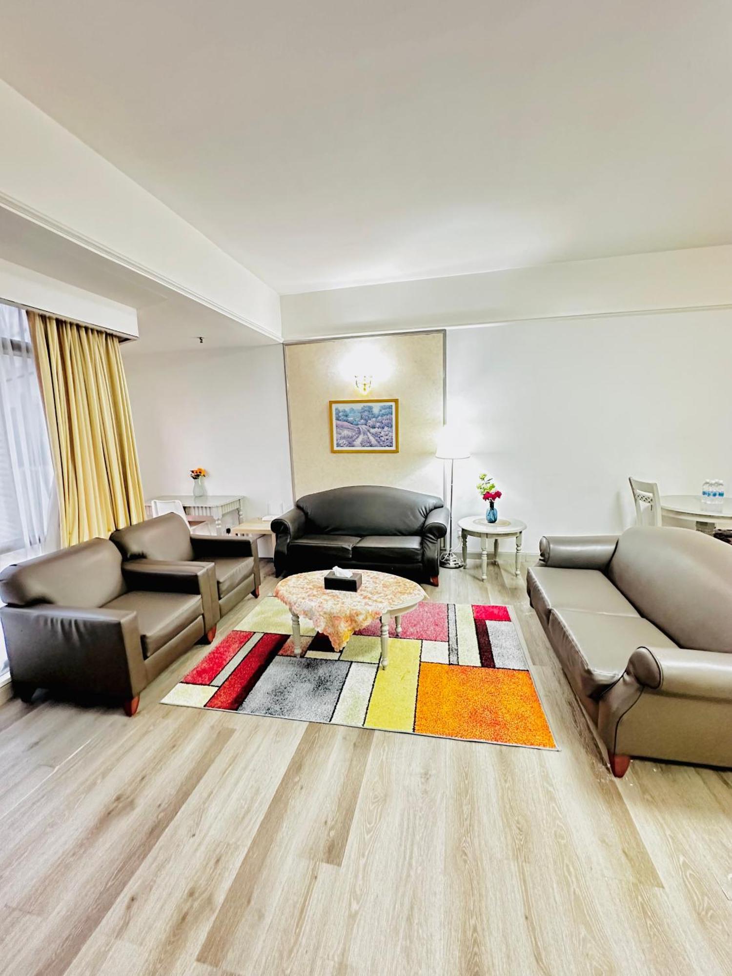 Regal Residences At Berjaya Times Square Kuala Lumpur Esterno foto