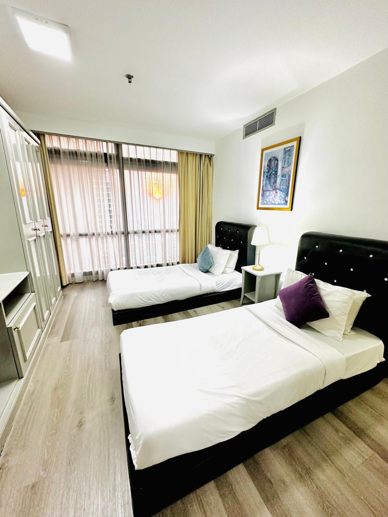 Regal Residences At Berjaya Times Square Kuala Lumpur Esterno foto